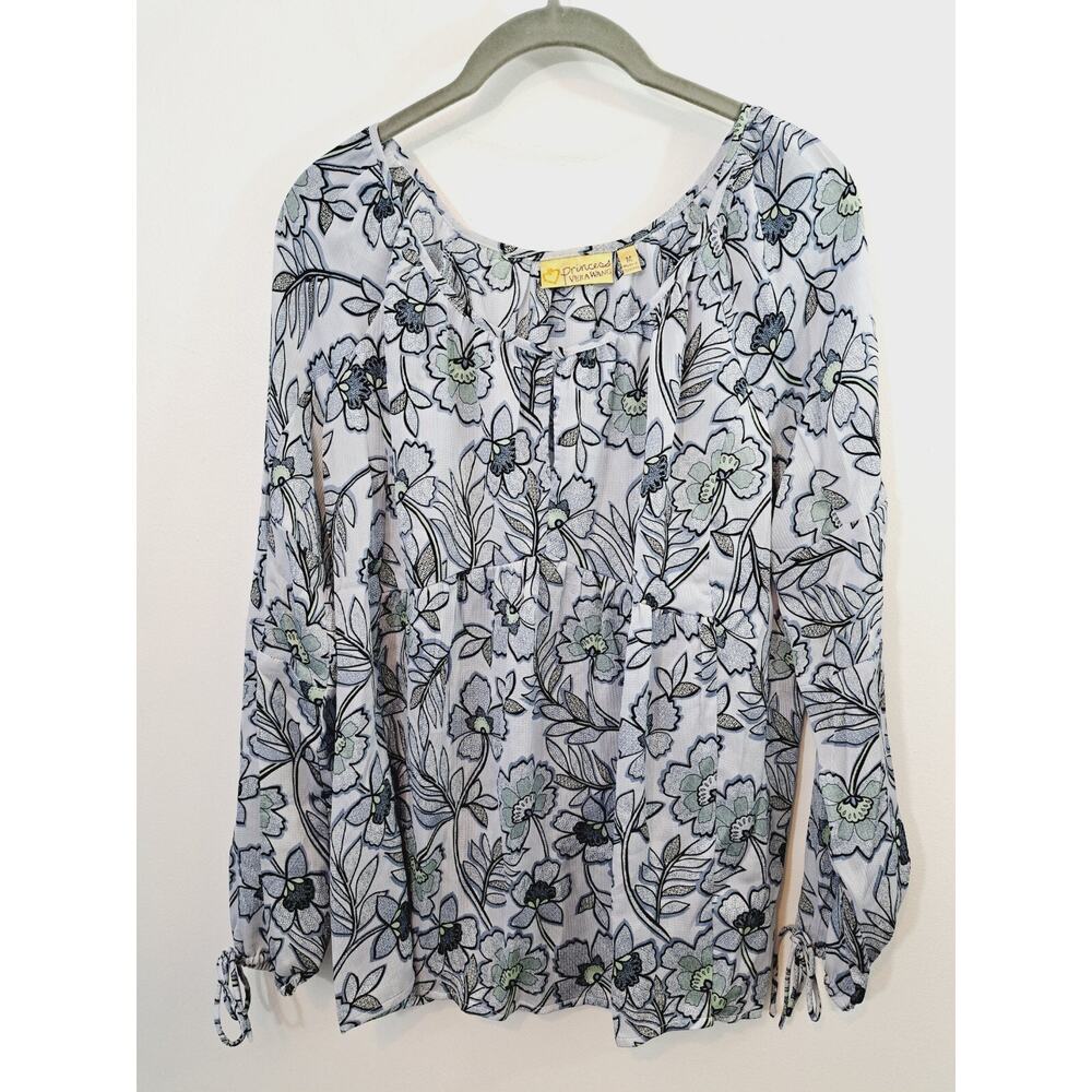 princess Vera Wang Lavender floral sheer top size medium Classic